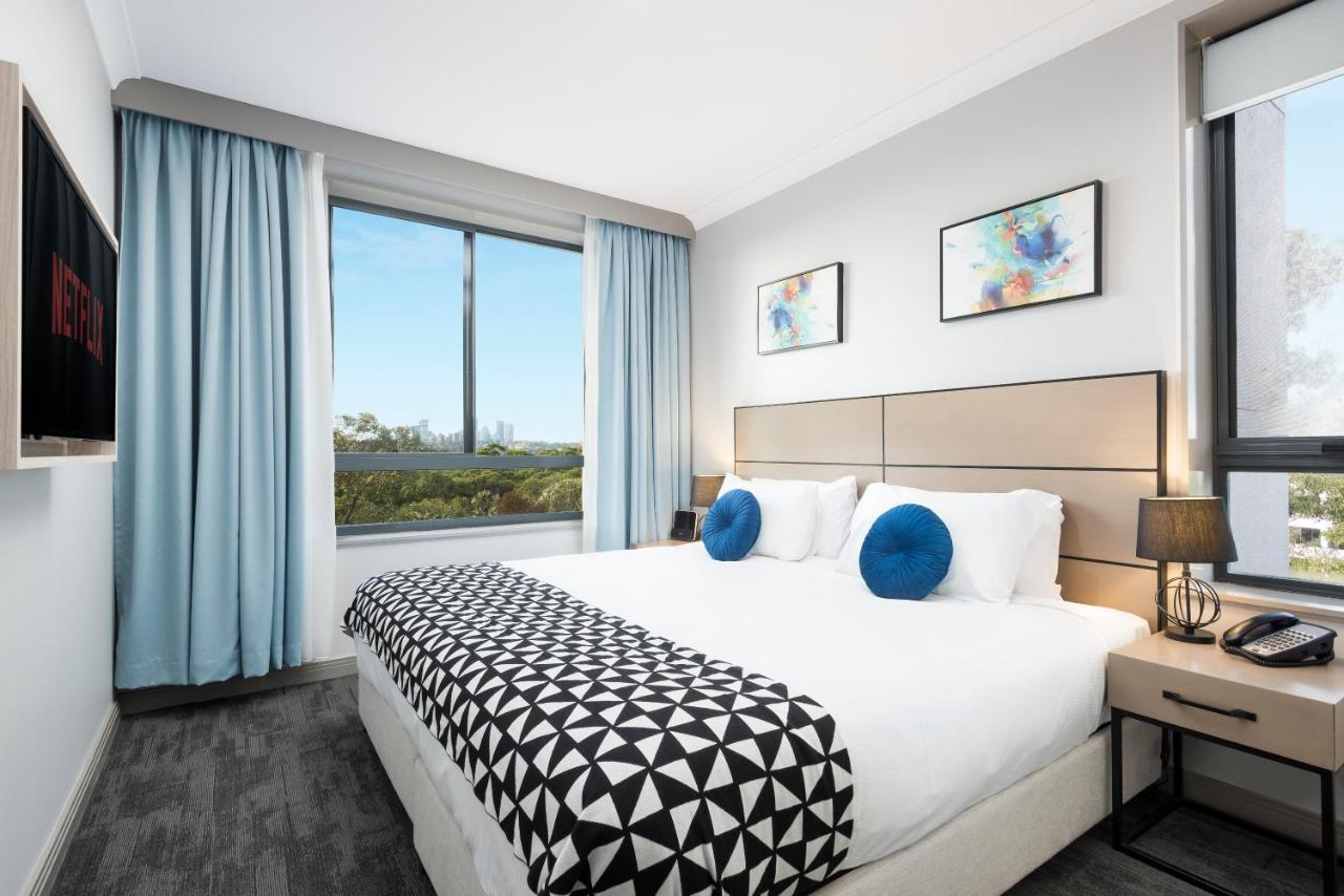 Oaks Sydney North Ryde Suites Bagian luar foto